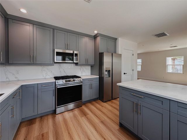 2916 N 21ST STREET, Tampa, FL 33605