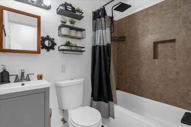 7304 POMELO DRIVE, Orlando, FL 32819