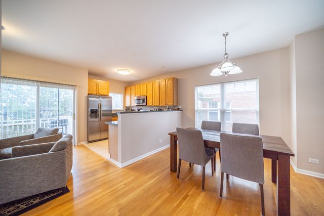 1156 Longwood Drive, Lisle, IL 60532