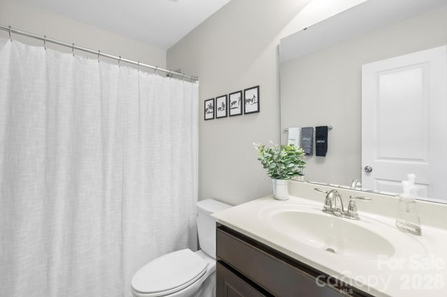 5020 Fenwick Court, Lancaster, SC 29720