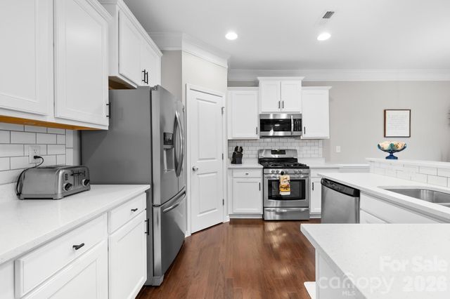 5020 Fenwick Court, Lancaster, SC 29720