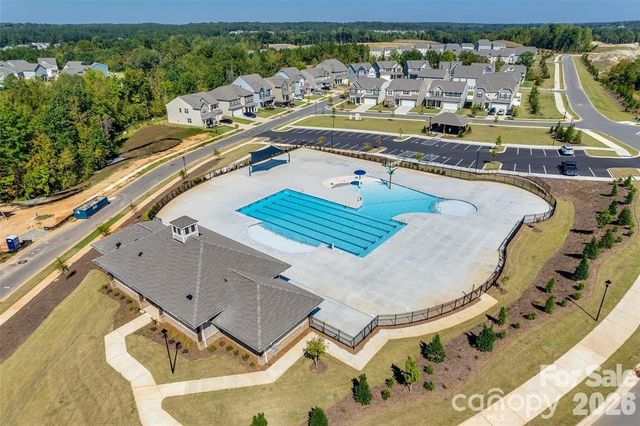 5020 Fenwick Court, Lancaster, SC 29720