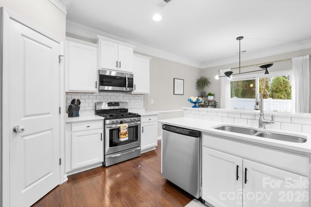 5020 Fenwick Court, Lancaster, SC 29720