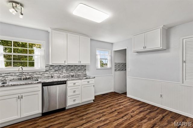 12014 Renaissance Drive, Maryland Heights, MO 63043