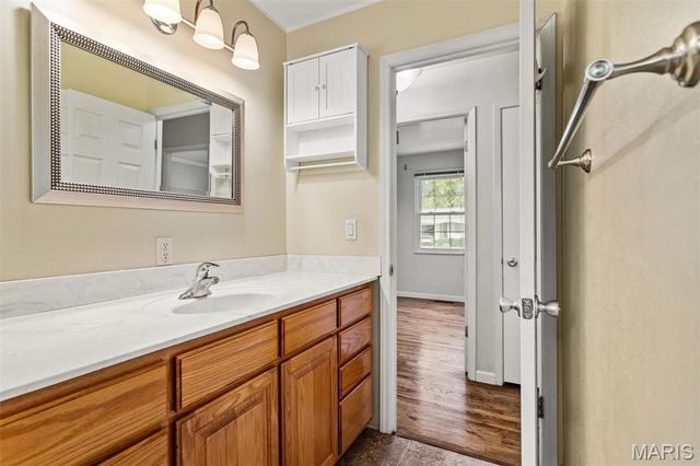 12014 Renaissance Drive, Maryland Heights, MO 63043