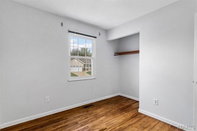 12014 Renaissance Drive, Maryland Heights, MO 63043