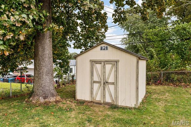 12014 Renaissance Drive, Maryland Heights, MO 63043