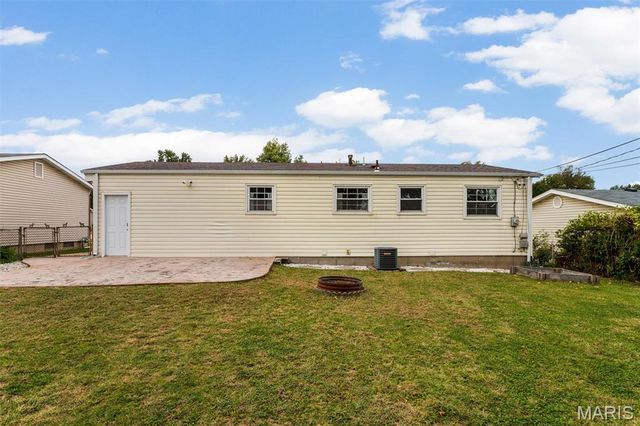 12014 Renaissance Drive, Maryland Heights, MO 63043