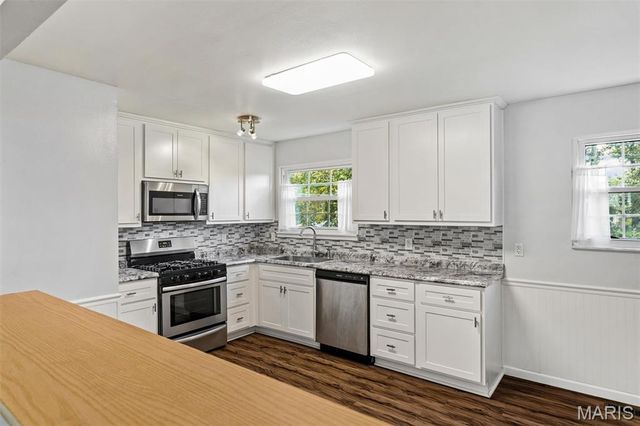 12014 Renaissance Drive, Maryland Heights, MO 63043