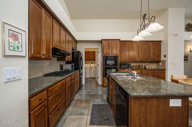 2990 Long Bow Loop, Las Cruces, NM 88011