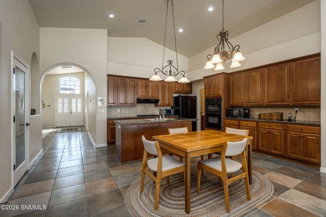 2990 Long Bow Loop, Las Cruces, NM 88011