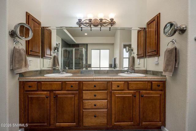 2990 Long Bow Loop, Las Cruces, NM 88011