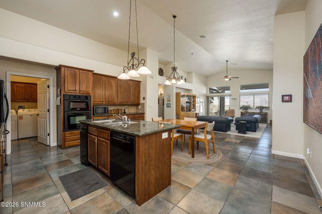 2990 Long Bow Loop, Las Cruces, NM 88011