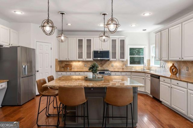 325 Nesbin Court, Kennesaw, GA 30144