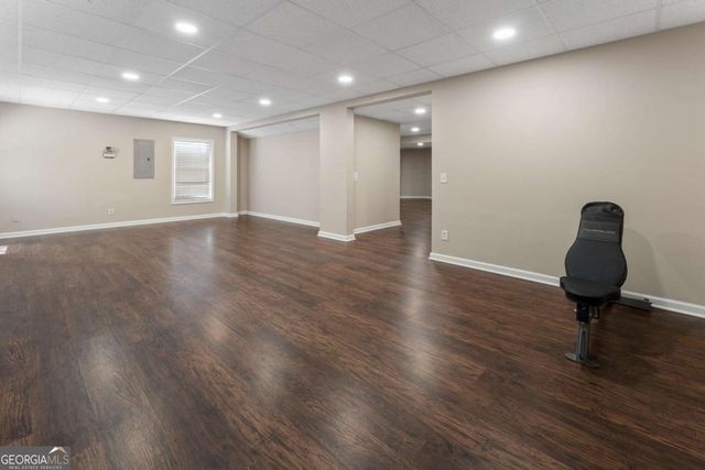 325 Nesbin Court, Kennesaw, GA 30144