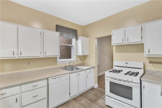 7215 Church St, Swissvale, PA 15218