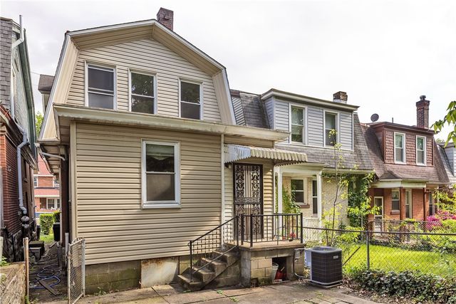 7215 Church St, Swissvale, PA 15218