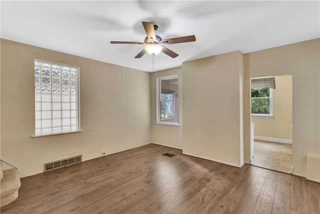 7215 Church St, Swissvale, PA 15218