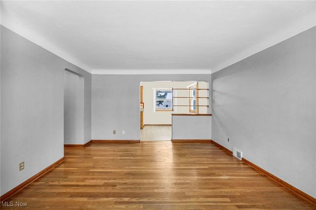 3323 Dellwood Drive, Parma, OH 44134