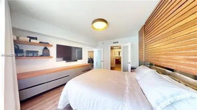 1750 N Bayshore Dr 2803, Miami, FL 33132