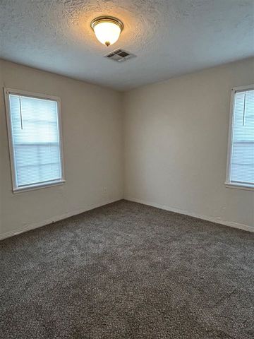 2325 SW A Ave, Lawton, OK 73505