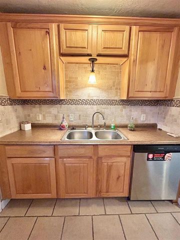 2325 SW A Ave, Lawton, OK 73505