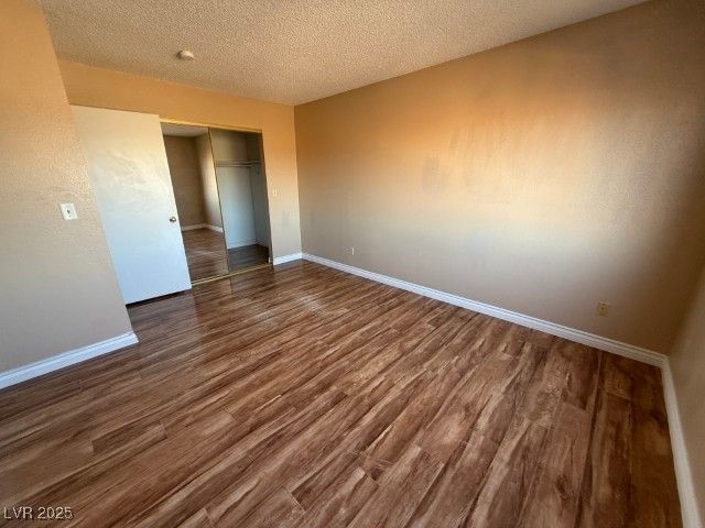 8256 ABERCROMBE Way, Las Vegas, NV 89145