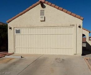8256 ABERCROMBE Way, Las Vegas, NV 89145