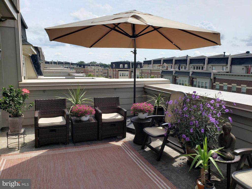 711 RIVER MIST DR #175, Oxon Hill, MD 20745