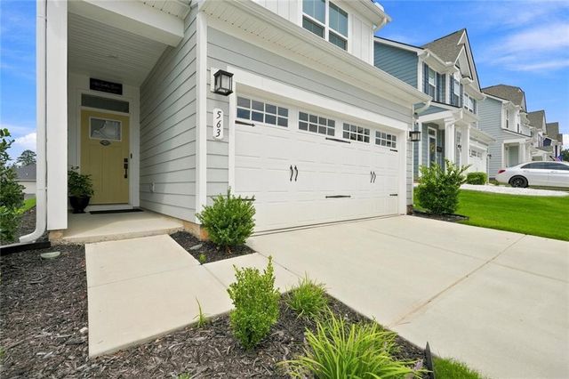 563 Gunter Drive, Hoschton, GA 30548