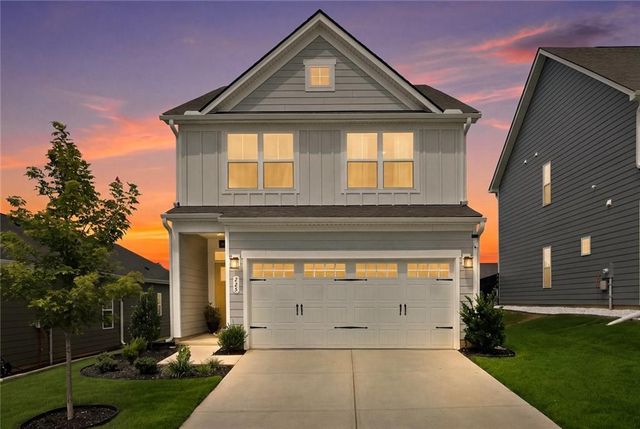 563 Gunter Drive, Hoschton, GA 30548
