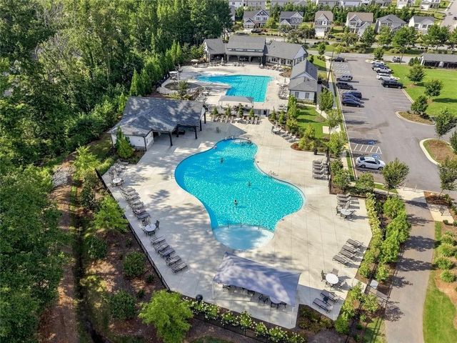 563 Gunter Drive, Hoschton, GA 30548
