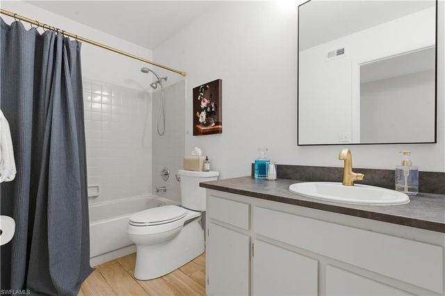 14861 Summerlin Woods DR 6, Fort Myers, FL 33919