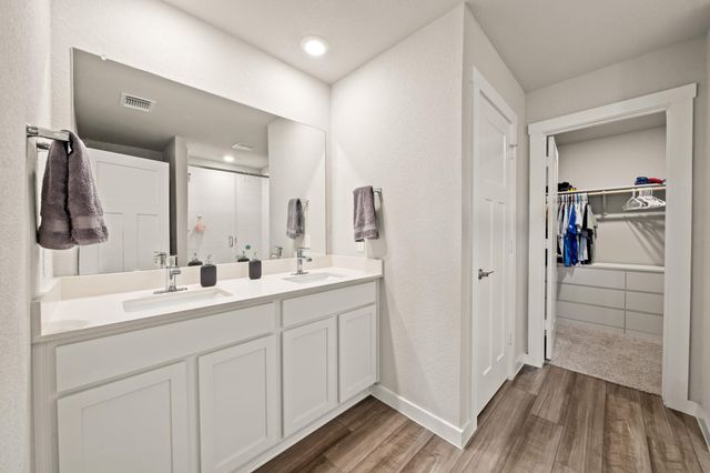 1117 Tipton ST, Georgetown, TX 78633