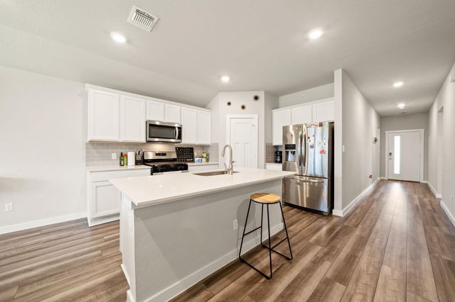 1117 Tipton ST, Georgetown, TX 78633