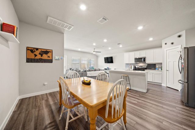 1117 Tipton ST, Georgetown, TX 78633