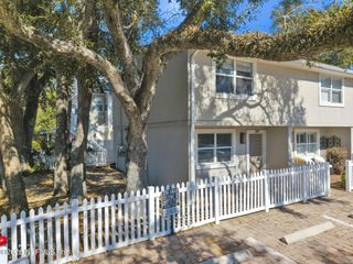 399 AHERN ST Street, Atlantic Beach, FL 32233