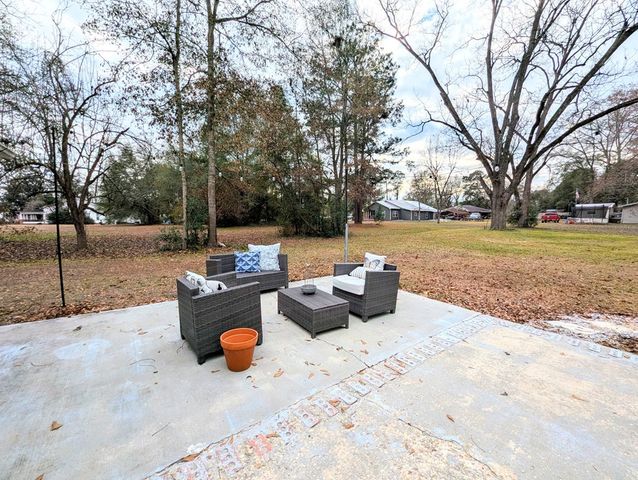 241 N Morris Street, Slocomb, AL 36375