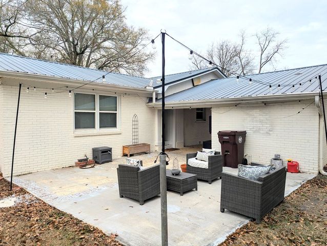 241 N Morris Street, Slocomb, AL 36375