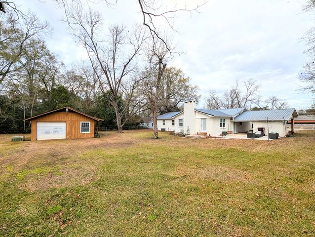 241 N Morris Street, Slocomb, AL 36375