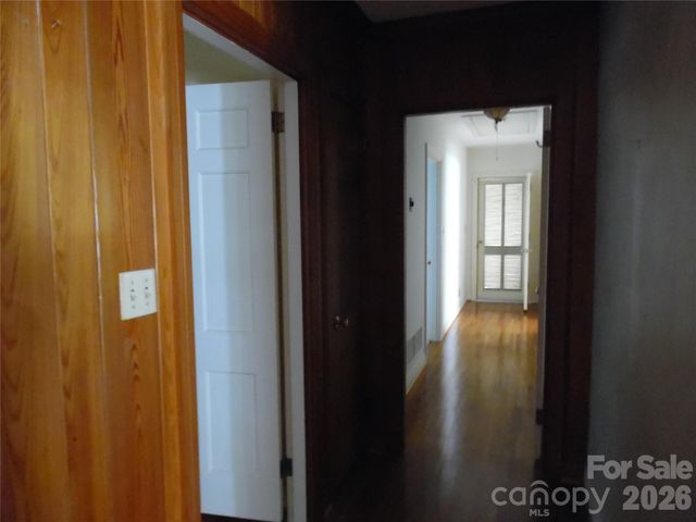 603 1st Avenue Place NE, Conover, NC 28613