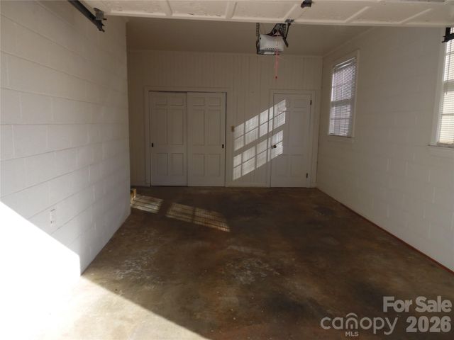 603 1st Avenue Place NE, Conover, NC 28613