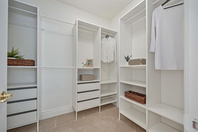 5825 Oak Place Ct, Fair Oaks, CA 95628
