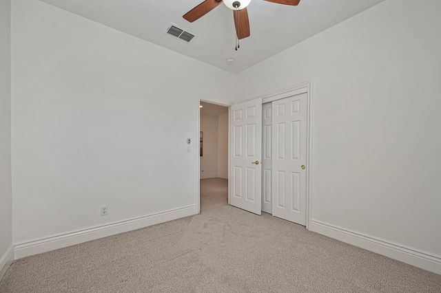 5825 Oak Place Ct, Fair Oaks, CA 95628