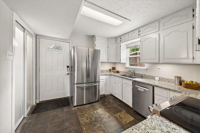 10765 Champion Forest Road, Conroe, TX 77303