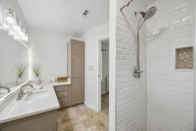10765 Champion Forest Road, Conroe, TX 77303