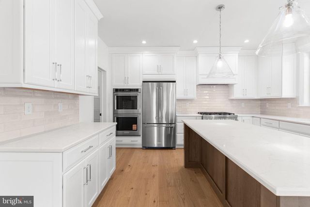 108 LEXINGTON MNR, Glenmoore, PA 19343