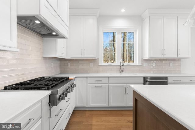 108 LEXINGTON MNR, Glenmoore, PA 19343