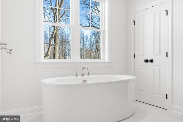 108 LEXINGTON MNR, Glenmoore, PA 19343