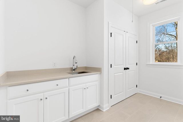 108 LEXINGTON MNR, Glenmoore, PA 19343